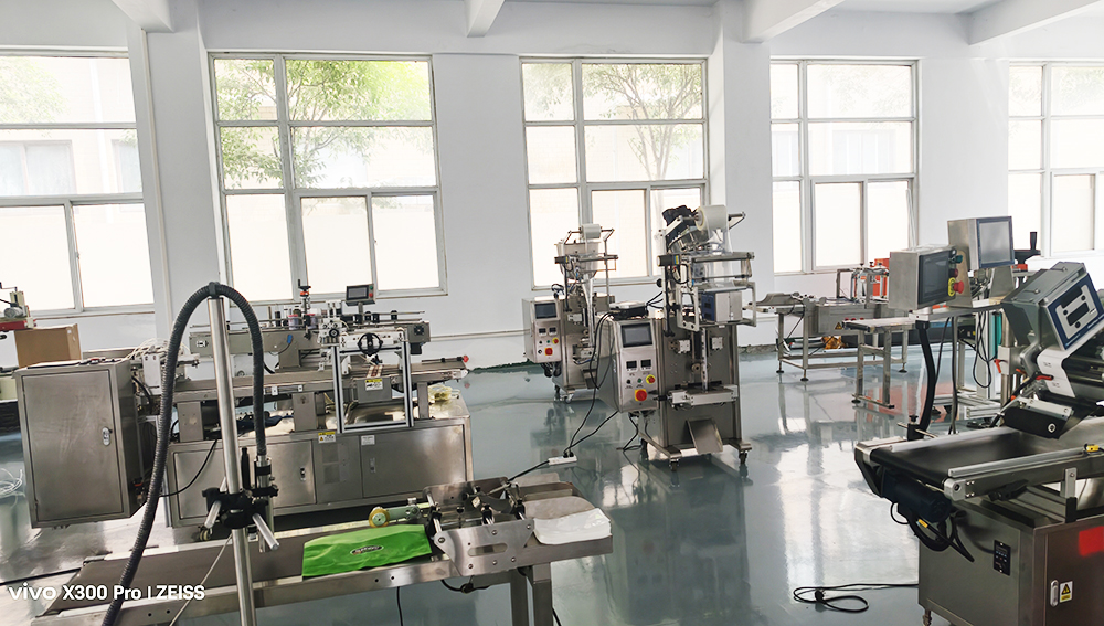 Complete Packaging Line Solutions: Integrating Labeling Machines, Coding Systems and Packaging Equipment